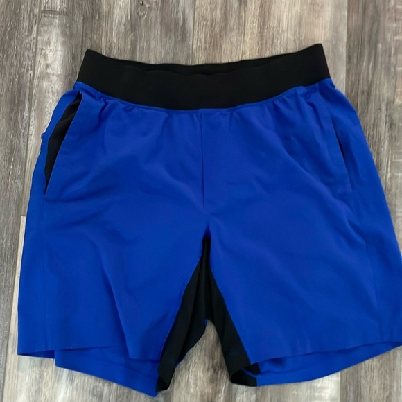 Lululemon blue and black shorts medium - Picture 1 of 8